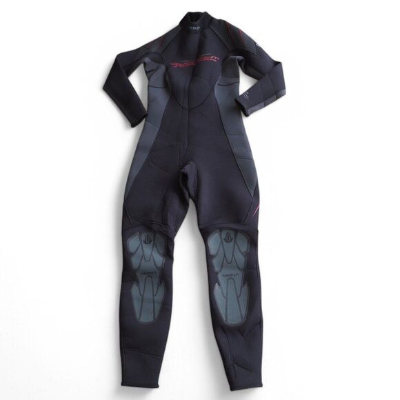 Akona Quantum Stretch 3mm Neoprene Wetsuit Black / Grey / Red Women's 7/8 - Picture 1 of 14